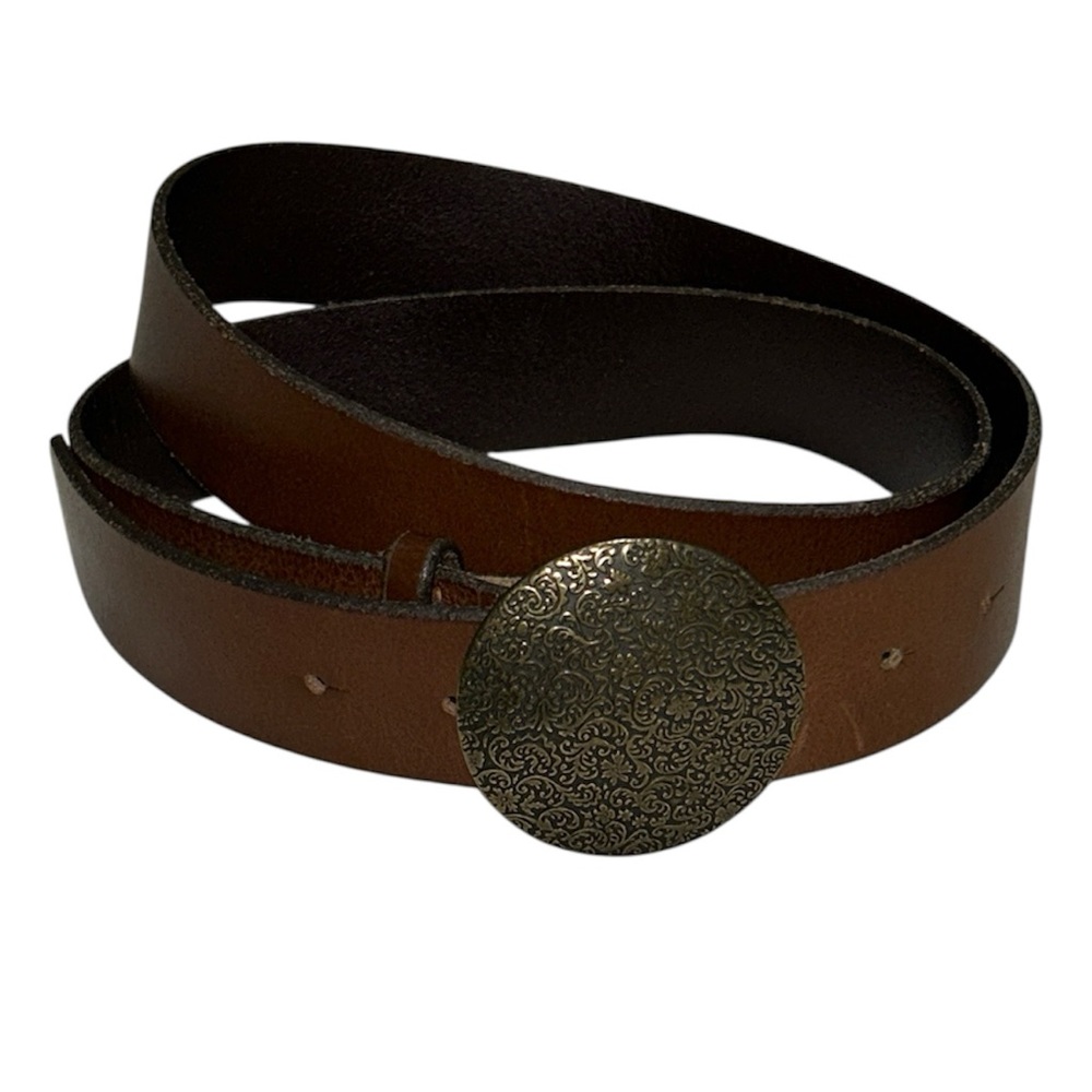 American Eagle Outfitters brown leather belt.‎ Size Large.